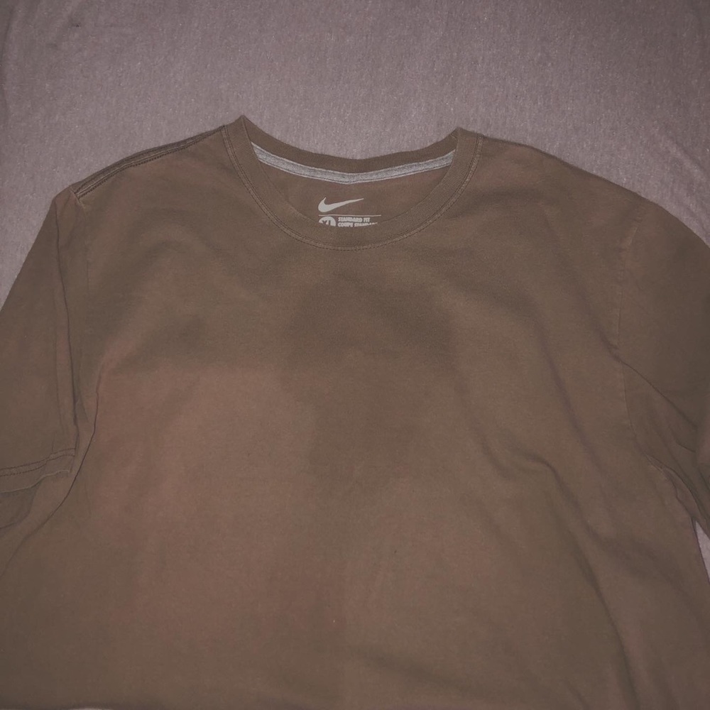 clothes - Picture 9 of 16